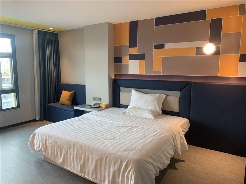 7 Days Inn Yangjiang Xinyue International Studio Εξωτερικό φωτογραφία