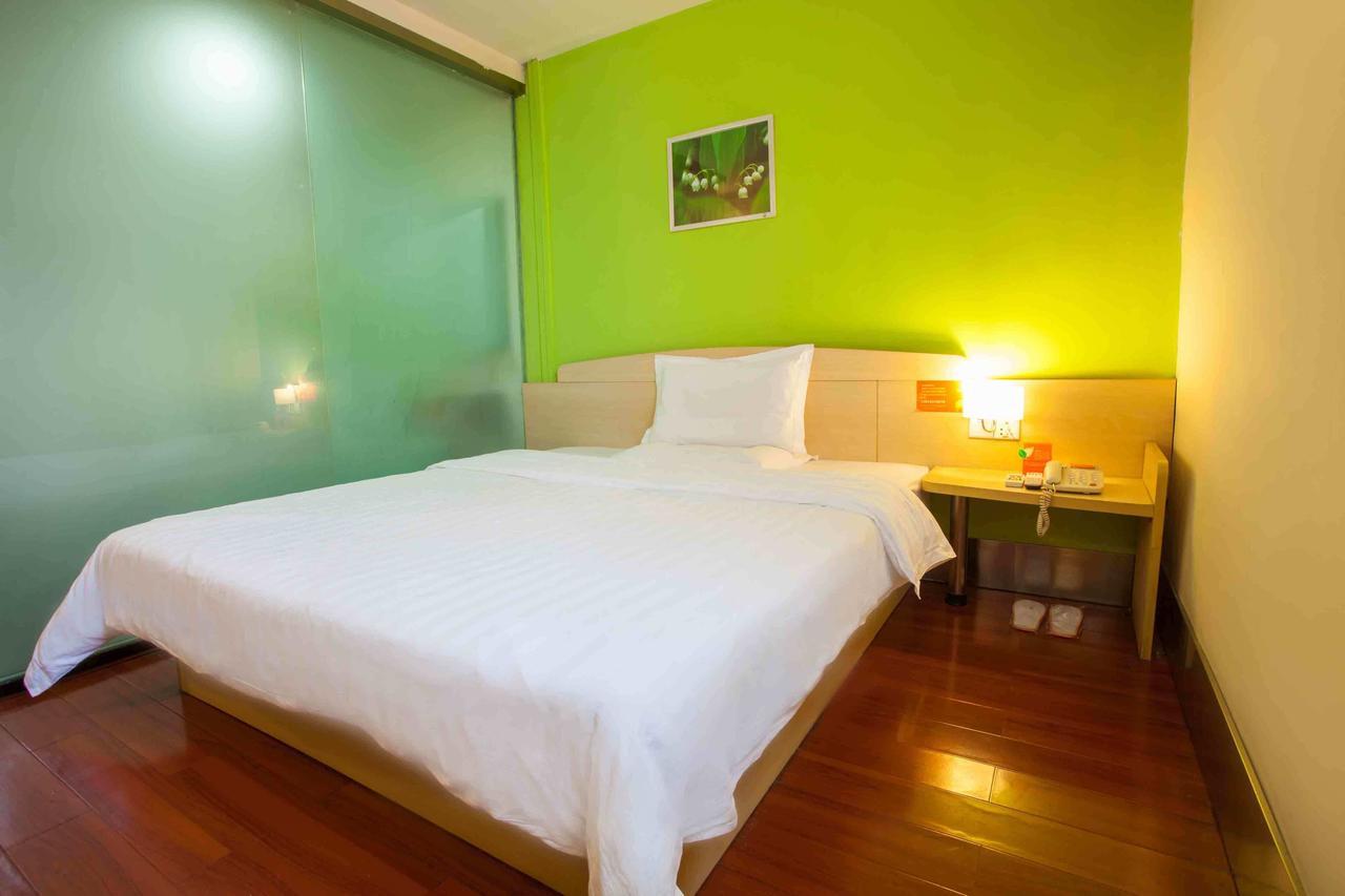 7 Days Inn Yangjiang Xinyue International Studio Δωμάτιο φωτογραφία