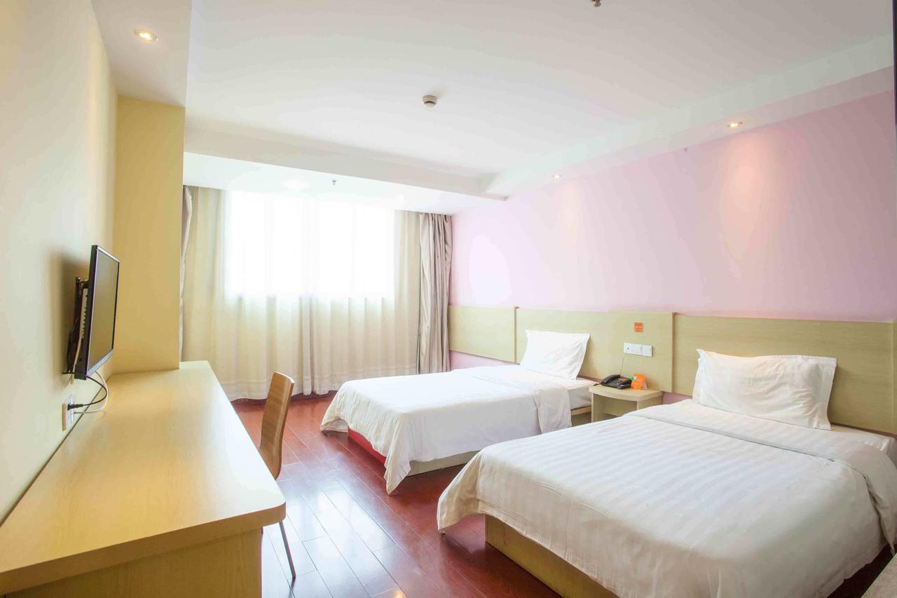 7 Days Inn Yangjiang Xinyue International Studio Δωμάτιο φωτογραφία