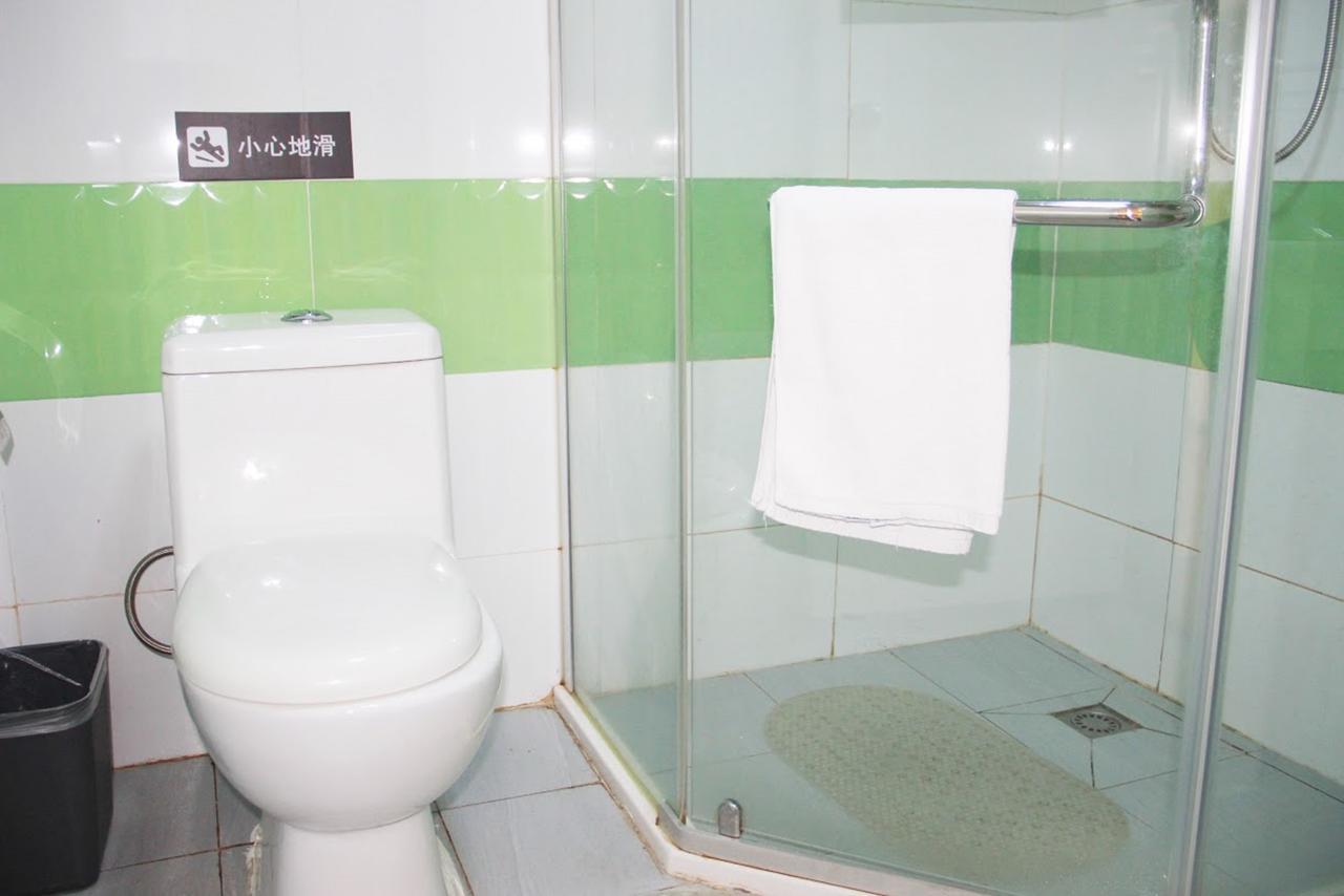 7 Days Inn Yangjiang Xinyue International Studio Εξωτερικό φωτογραφία